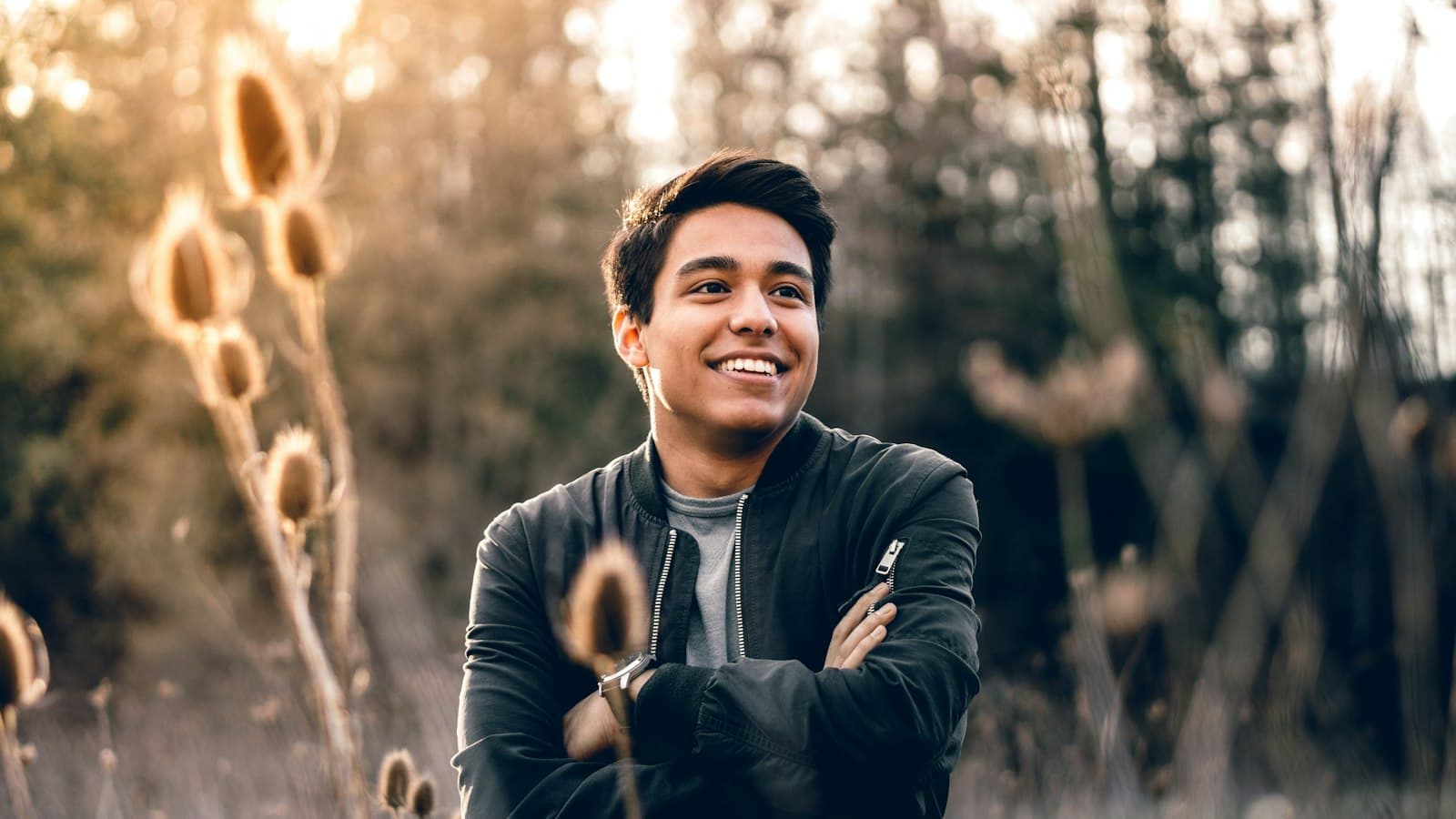 Gay Dating Online: A Practical Guide for Beginners